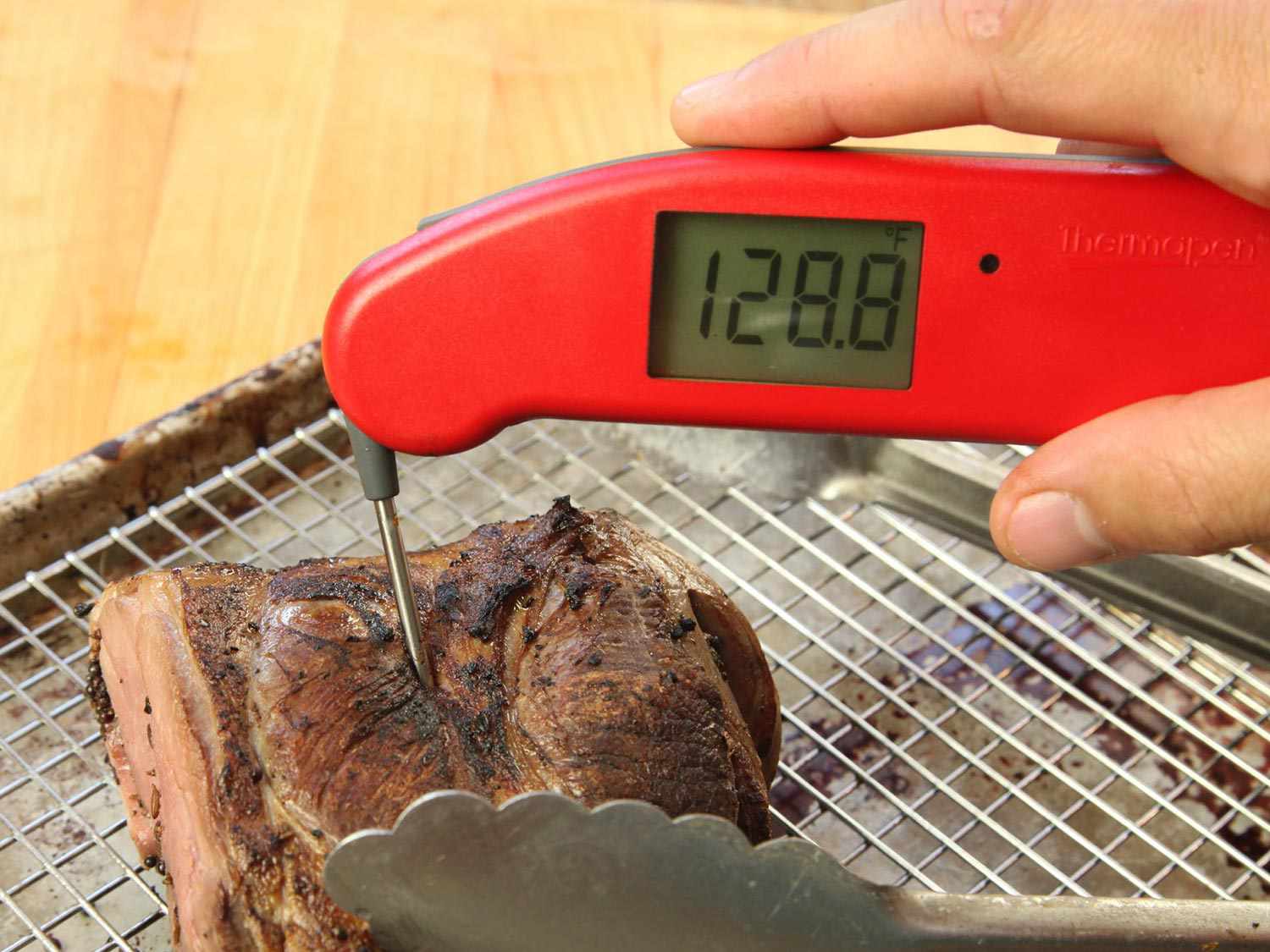 How Do I Use A Meat Thermometer